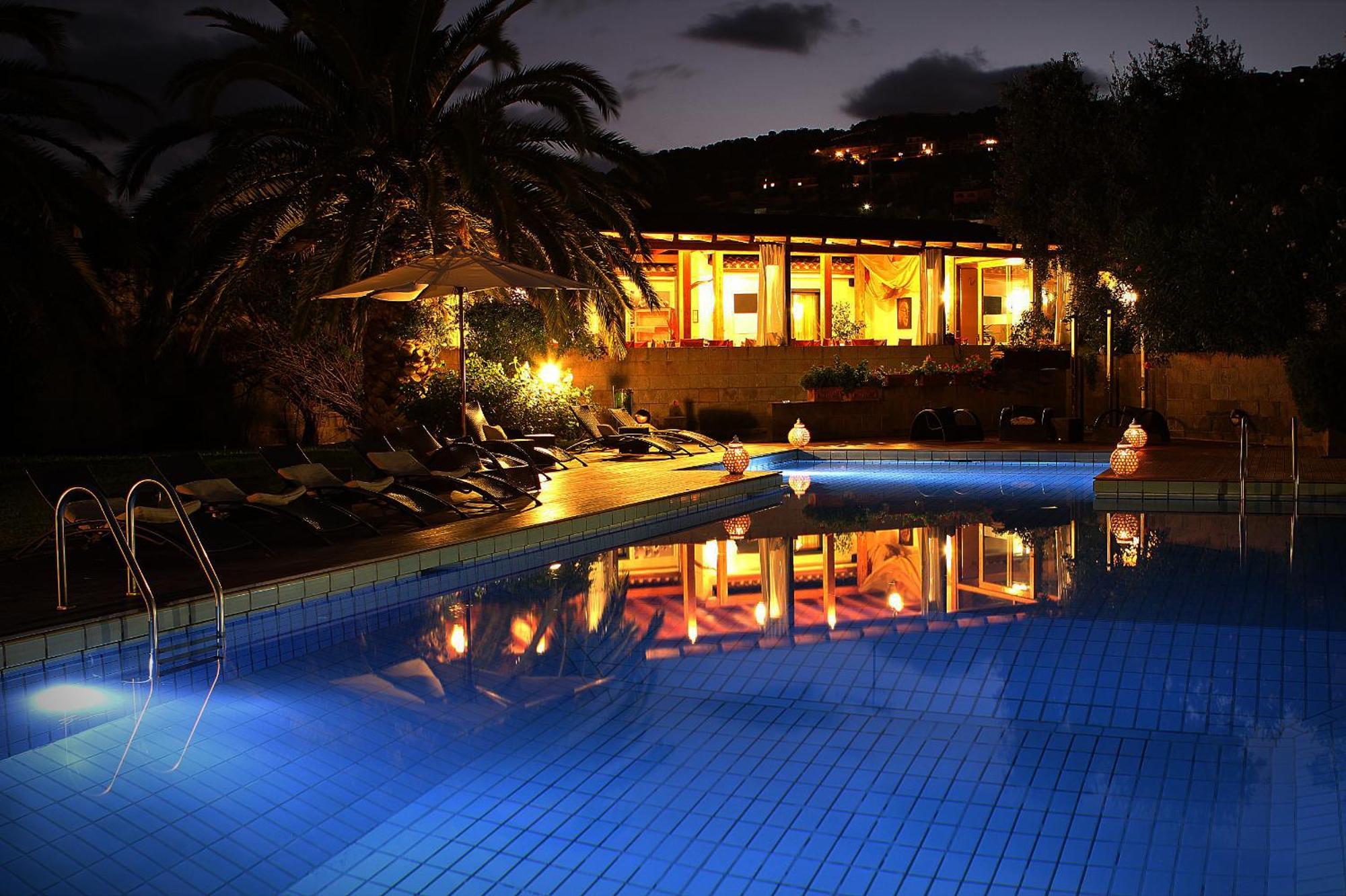 Albaruja Hotel Costa Rei Esterno foto