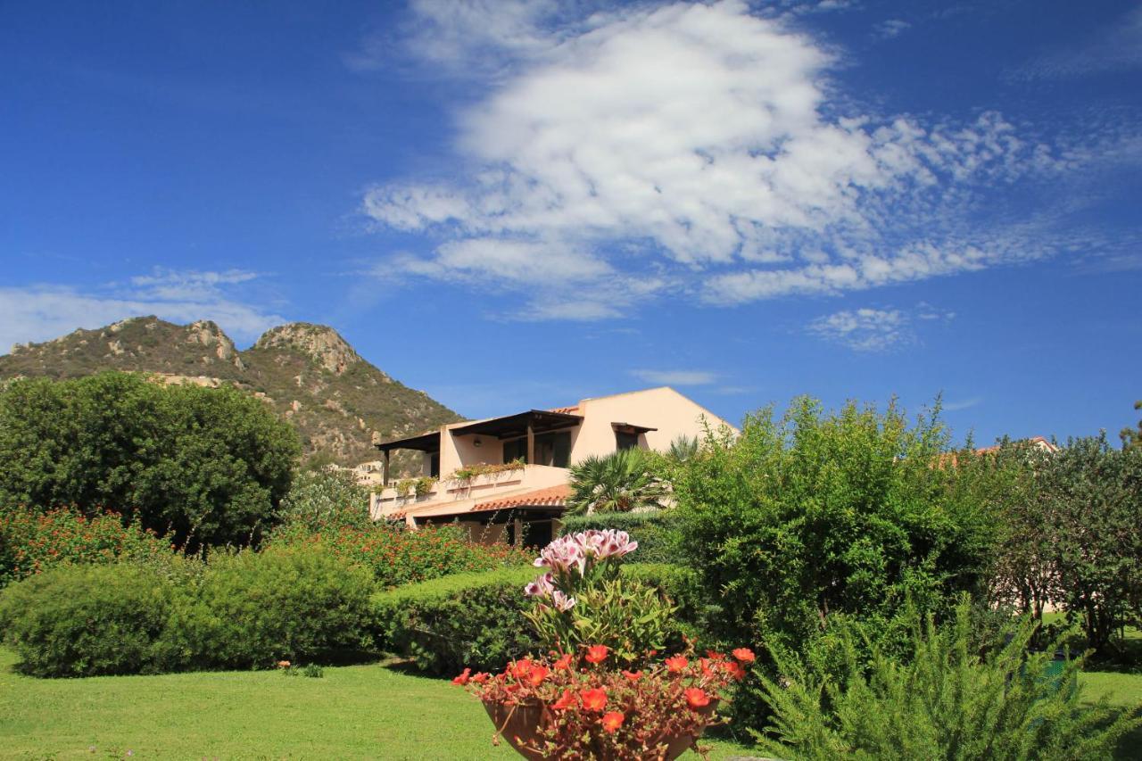 Albaruja Hotel Costa Rei Esterno foto